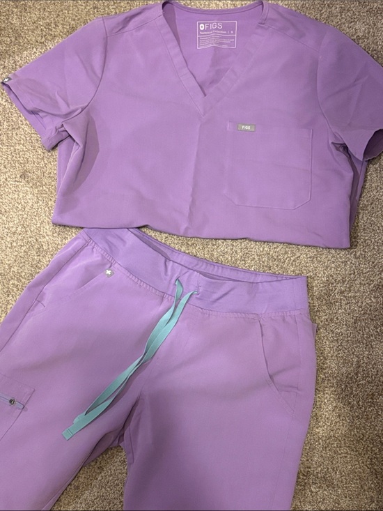 Figs Pants - Figs Small Lavender Scrub Set with Mint Drawstring Accent